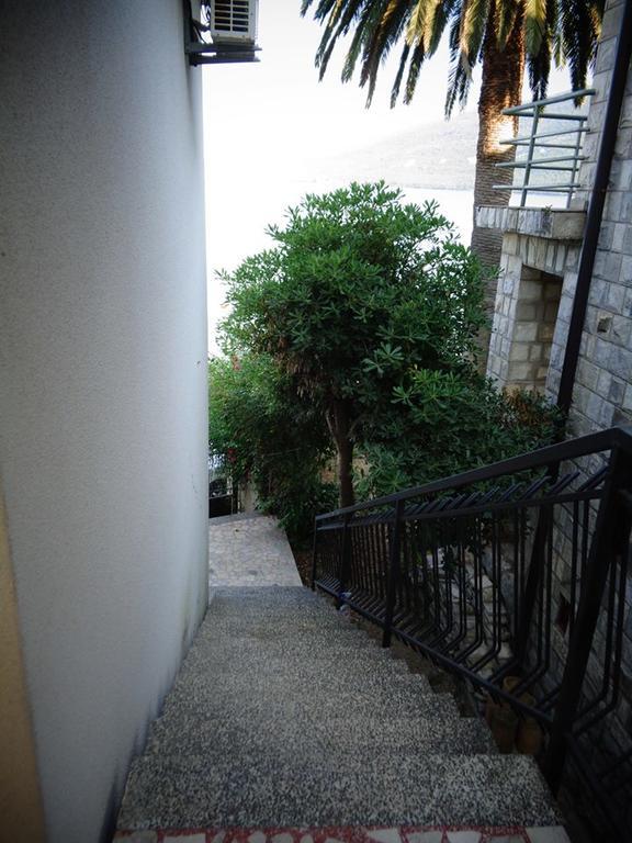 Apatments Stanojlovic Djenovic Apartman Herceg Novi Kültér fotó